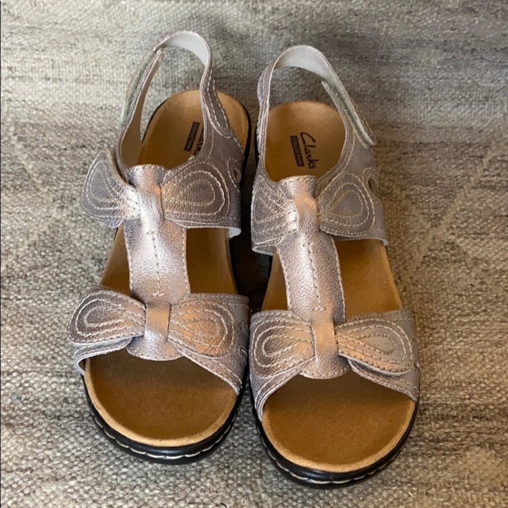 Clarks Collection Pewter Sandal, size 9